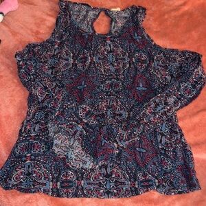 Holllsister top
